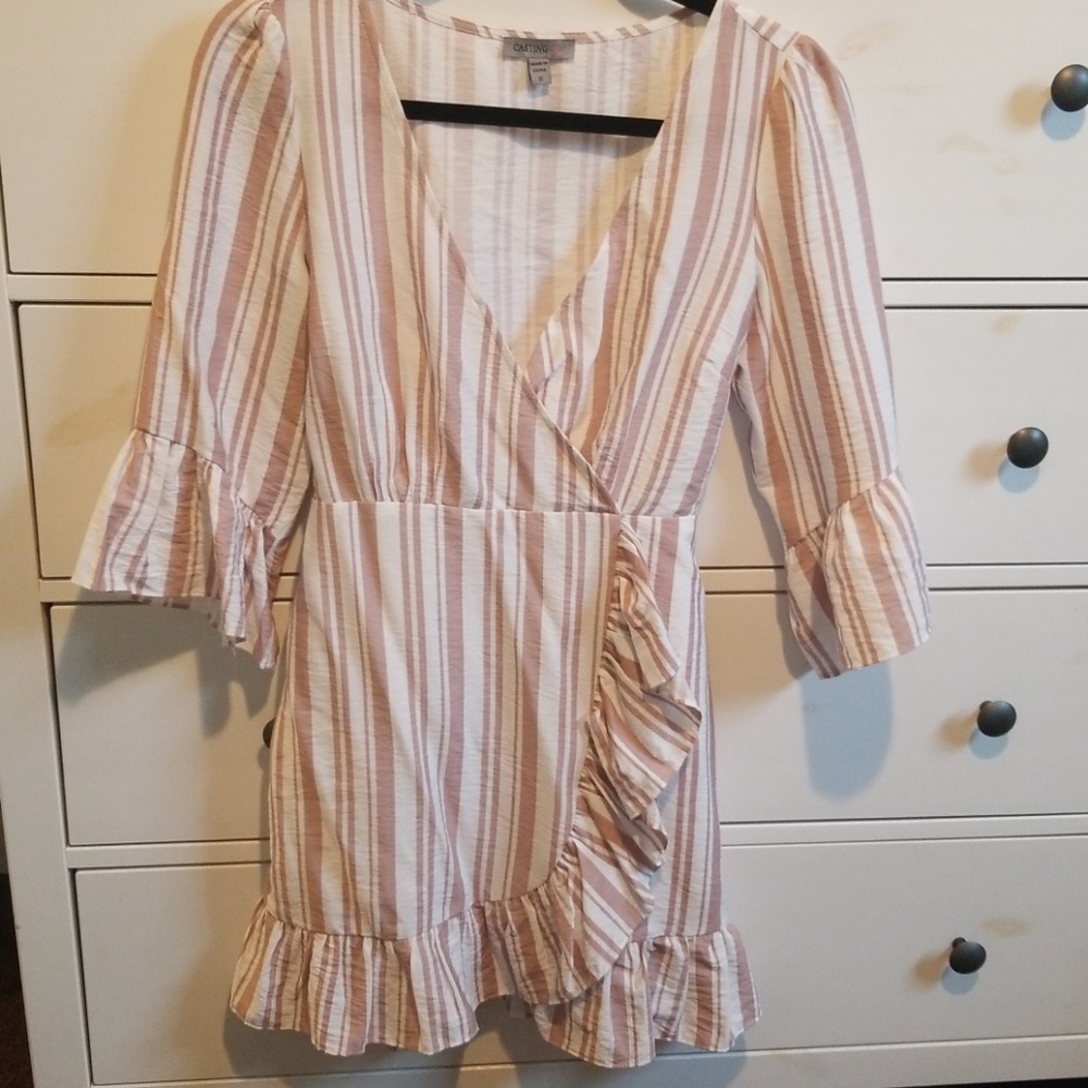 Dress - Picture 2 of 5